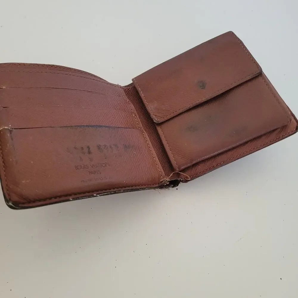 Vintage Louis Vuitton Men's LV Brown Bi-Fold Leather Wallet‎ Monogram Card Bill